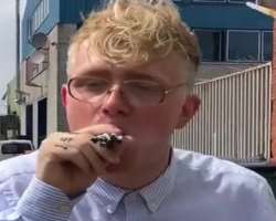 Joost (YouTuber) smoking